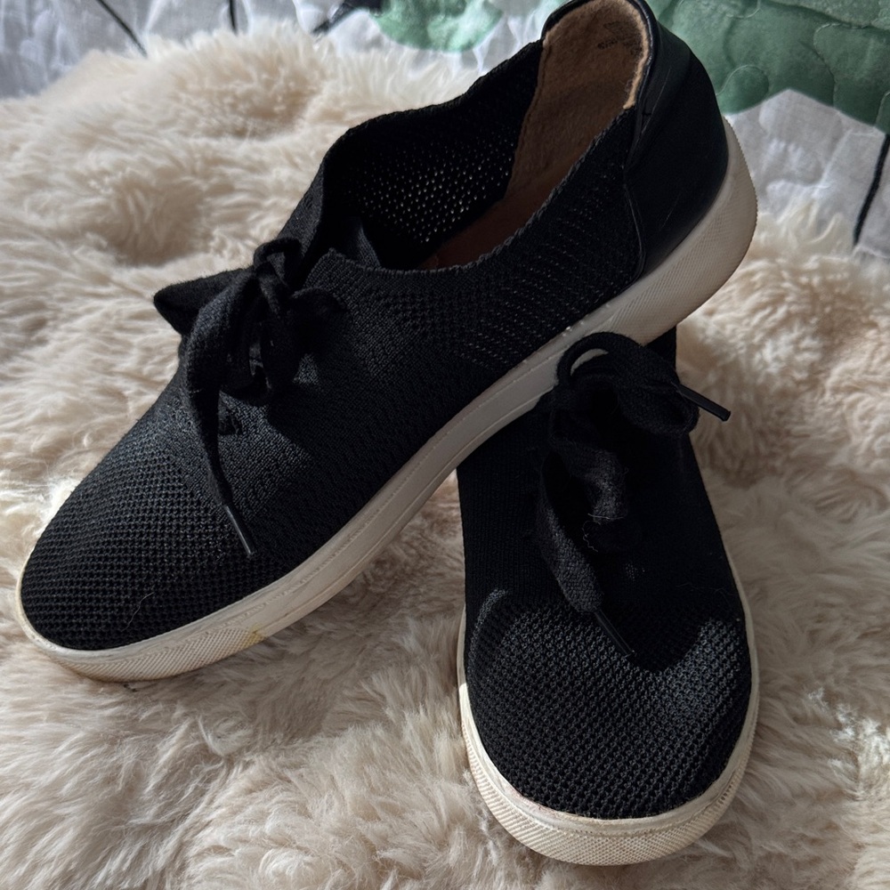 Black Knit Lace-Up Women's Sneakers